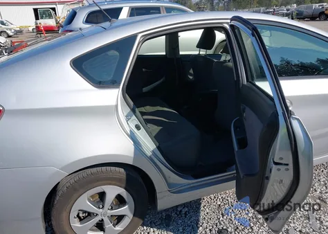 2012 Toyota Prius Two z USA, uszkodzony, nr VIN JTDKN3DUXC5489409